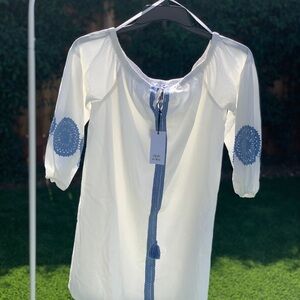NWT Women’s Embroidered Mini Dress Size L Puff Sleeve White